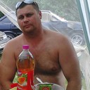  ,   Viktor, 48 ,   