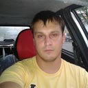  ,   Artur, 41 ,  