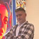  -,   Denis, 30 ,     , c , 