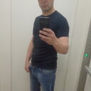  ,   Viktor, 46 ,  
