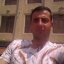  ,   Hovik, 36 ,   