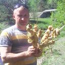  ,   Nik, 54 ,   