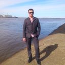  -,   Leon, 37 ,   ,   , c 