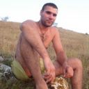  ,   Iarik, 42 ,  