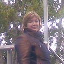  ,   Nina, 44 ,  