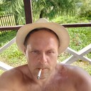  ,   Leon, 44 ,   