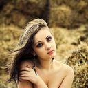  ,   Alina, 32 ,   