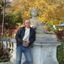  ,   Viktor, 59 ,  
