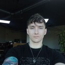  ,   Viktor, 32 ,  