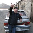  ,   Viktor, 44 ,  