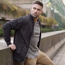  ,   Dominique, 26 ,   ,   