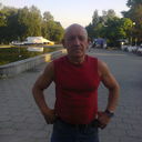  ,   Viktor, 62 ,  