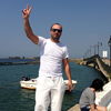  ,   Yannis, 47 ,   ,   , c 