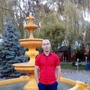 ,   Valentin, 32 ,  
