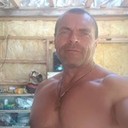 ,   Maks, 46 ,  