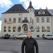  ,   Vitali, 44 ,   