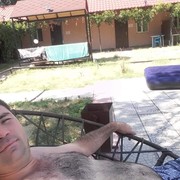  ,   Sasha, 43 ,   