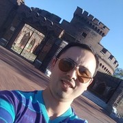  -,   Akif, 36 ,   ,   , c 