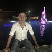  ,  Arsen, 33