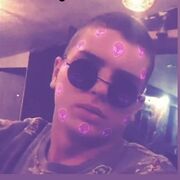  ,  Dima, 19