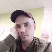  ,  Alex, 35