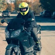  ,   Leon, 37 ,   ,   