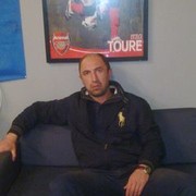  ,   Roberto, 53 ,   