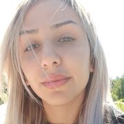  New York City,  Suzan, 29