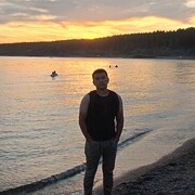  ,  Asadbek, 24