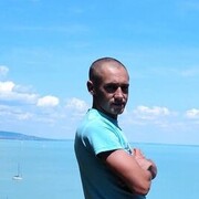  ,  Andrey, 32