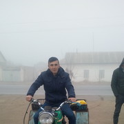  ,  Doston, 27