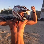  ,   Leo, 33 ,   ,   , c 
