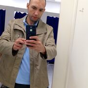 ,   Denis, 40 ,   ,   , c , 
