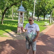  ,  Roman, 44