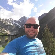  ,  Dima, 38