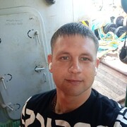 ,   Maxim, 32 ,   ,   , c , 