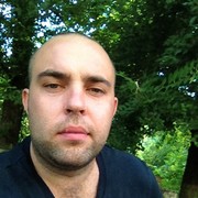  ,  Andre, 39