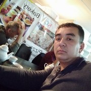  ,  Davronbek, 31
