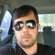  ,  Artem, 32
