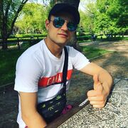  ,  Tarik, 28