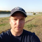  ,   Alex, 39 ,   c 