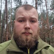  ,  Kolya, 22