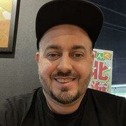  -,   Luis, 43 ,     , c 