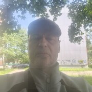  ,  Ivars, 52