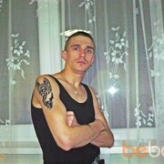  ,  Andris, 46