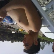  ,  tornike, 32