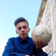  ,   Sergej, 26 ,   