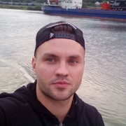  ,   Roman, 34 ,  