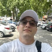  Glendale,   Garik, 33 ,   ,   