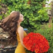  ,   Marinka, 25 ,   ,   